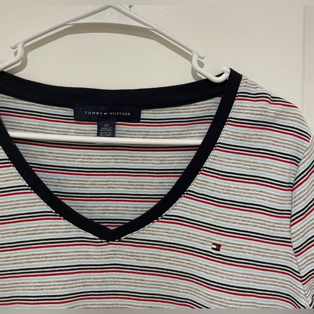 Tommy Hilfiger Women’s Striped Shirt - Picture 2 of 3